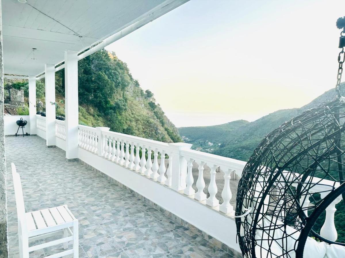 Sweet Home Himare Exterior photo
